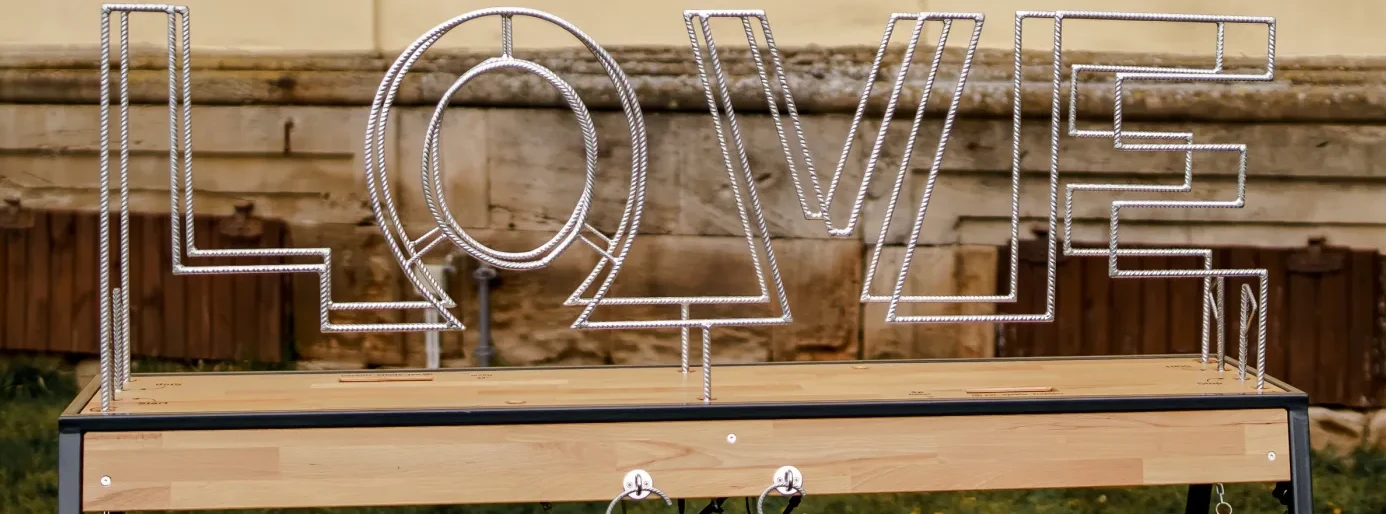 Heißer Draht LOVE
